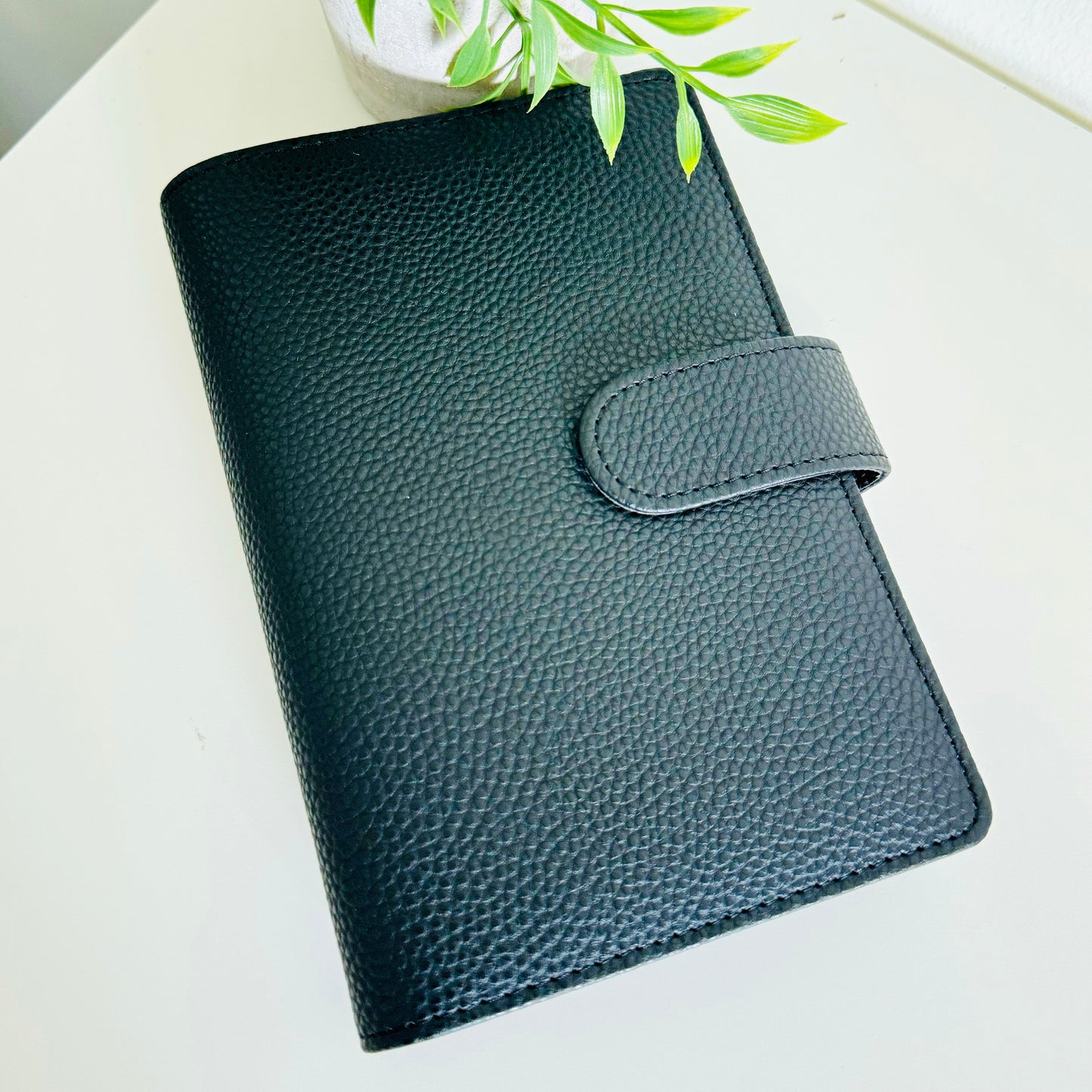 Luxe A6 Binder