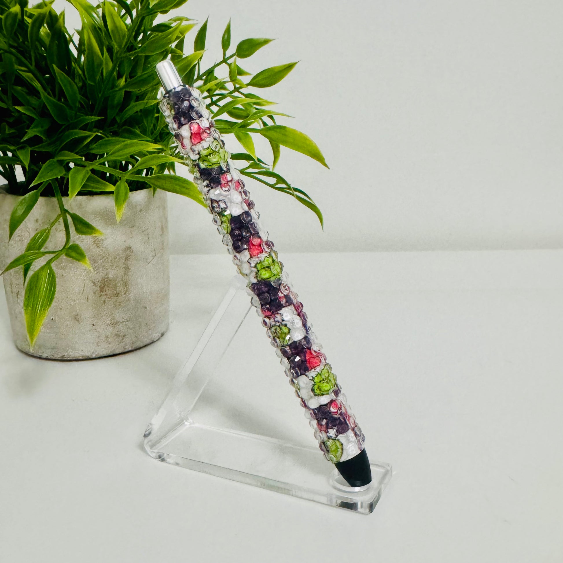 Checkered Grinch Pen