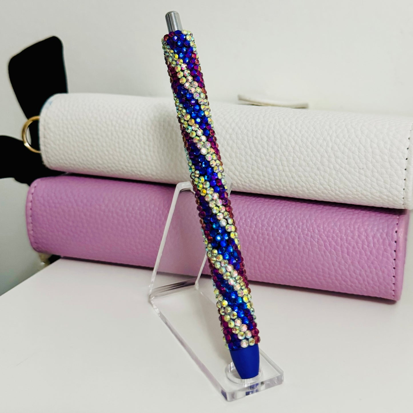 Double Swirl Rhinestone Pen